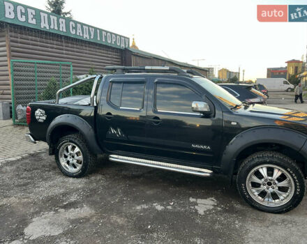 Чорний Ніссан Навара, об'ємом двигуна 2.49 л та пробігом 275 тис. км за 12500 $, фото 2 на Automoto.ua
