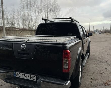 Черный Ниссан Навара, объемом двигателя 2.5 л и пробегом 330 тыс. км за 11999 $, фото 3 на Automoto.ua