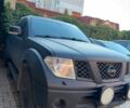 Черный Ниссан Навара, объемом двигателя 2.5 л и пробегом 320 тыс. км за 4816 $, фото 1 на Automoto.ua