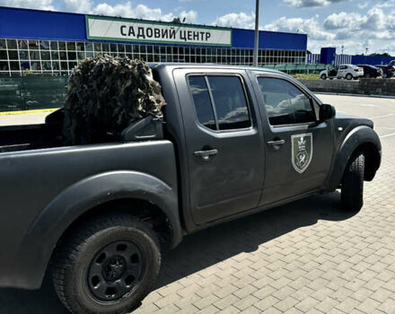 Черный Ниссан Навара, объемом двигателя 2.49 л и пробегом 300 тыс. км за 7237 $, фото 3 на Automoto.ua