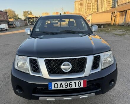Черный Ниссан Навара, объемом двигателя 2.5 л и пробегом 236 тыс. км за 4800 $, фото 2 на Automoto.ua