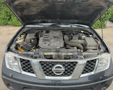 Чорний Ніссан Навара, об'ємом двигуна 2.5 л та пробігом 292 тис. км за 9500 $, фото 1 на Automoto.ua