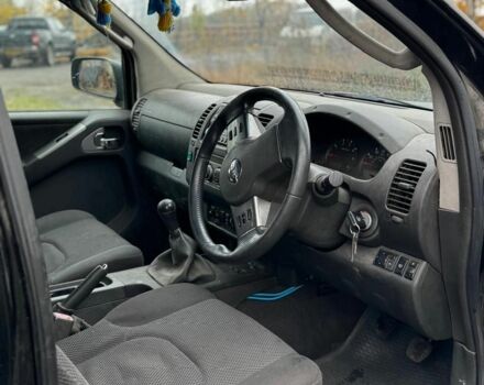 Ниссан Навара 2007 в Балаклее на Automoto.ua Черный Ниссан Навара, объемом двигателя 2.5 л и пробегом 192 тыс. км за 4200 $, фото 4 на Automoto.ua