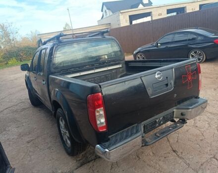 Черный Ниссан Навара, объемом двигателя 2.5 л и пробегом 300 тыс. км за 2800 $, фото 1 на Automoto.ua
