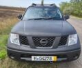 Черный Ниссан Навара, объемом двигателя 2.5 л и пробегом 190 тыс. км за 4517 $, фото 1 на Automoto.ua