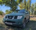 Черный Ниссан Навара, объемом двигателя 2.5 л и пробегом 156 тыс. км за 4853 $, фото 1 на Automoto.ua