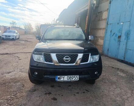 Черный Ниссан Навара, объемом двигателя 2.5 л и пробегом 300 тыс. км за 2800 $, фото 2 на Automoto.ua