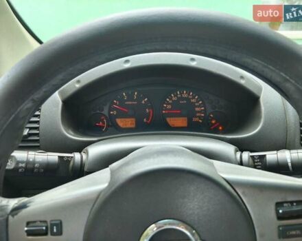 Чорний Ніссан Навара, об'ємом двигуна 2.49 л та пробігом 313 тис. км за 12500 $, фото 2 на Automoto.ua
