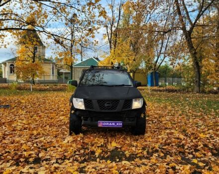 Черный Ниссан Навара, объемом двигателя 2.5 л и пробегом 260 тыс. км за 4200 $, фото 7 на Automoto.ua