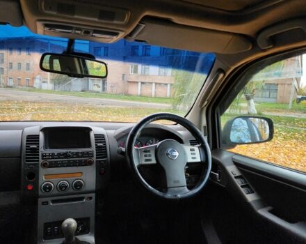 Черный Ниссан Навара, объемом двигателя 2.5 л и пробегом 260 тыс. км за 4200 $, фото 8 на Automoto.ua