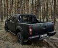 Черный Ниссан Навара, объемом двигателя 2.5 л и пробегом 370 тыс. км за 6000 $, фото 2 на Automoto.ua