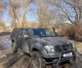 Черный Ниссан Навара, объемом двигателя 2.5 л и пробегом 200 тыс. км за 5700 $, фото 1 на Automoto.ua