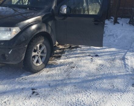 Черный Ниссан Навара, объемом двигателя 0 л и пробегом 250 тыс. км за 7699 $, фото 2 на Automoto.ua