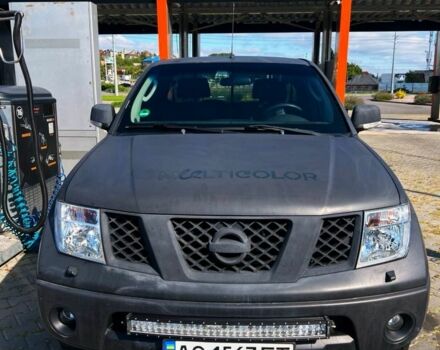 Чорний Ніссан Навара, об'ємом двигуна 2.5 л та пробігом 352 тис. км за 6500 $, фото 6 на Automoto.ua