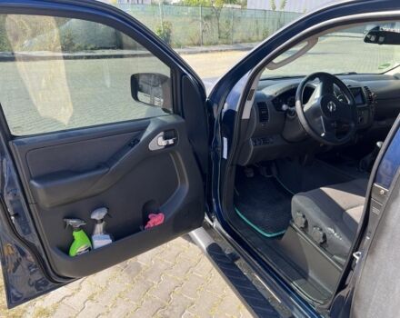 Чорний Ніссан Навара, об'ємом двигуна 2.5 л та пробігом 352 тис. км за 6500 $, фото 16 на Automoto.ua