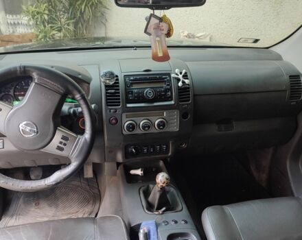 Черный Ниссан Навара, объемом двигателя 0 л и пробегом 350 тыс. км за 5000 $, фото 6 на Automoto.ua
