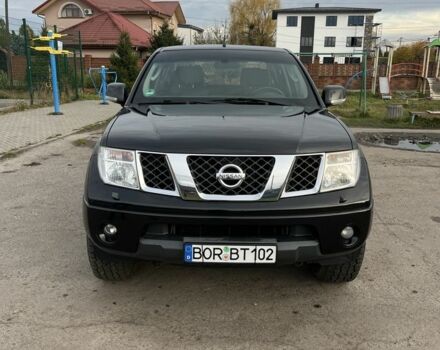 Черный Ниссан Навара, объемом двигателя 2.5 л и пробегом 177 тыс. км за 8900 $, фото 1 на Automoto.ua