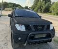 Черный Ниссан Навара, объемом двигателя 2.5 л и пробегом 400 тыс. км за 6650 $, фото 1 на Automoto.ua
