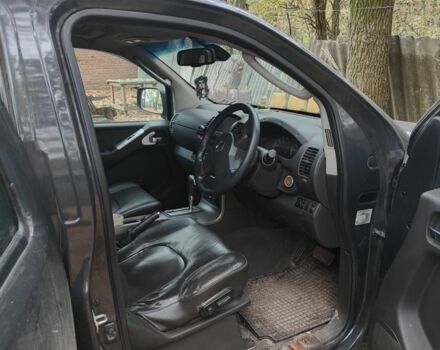 Ниссан Навара 2009 в Сумах на Automoto.ua Черный Ниссан Навара, объемом двигателя 2.5 л и пробегом 114 тыс. км за 5300 $, фото 2 на Automoto.ua