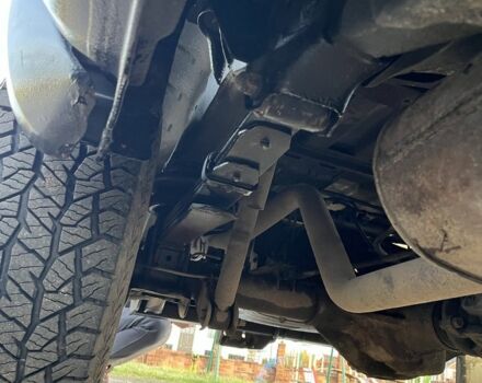 Черный Ниссан Навара, объемом двигателя 2.5 л и пробегом 177 тыс. км за 8900 $, фото 15 на Automoto.ua