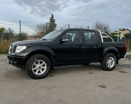 Черный Ниссан Навара, объемом двигателя 2.5 л и пробегом 177 тыс. км за 8900 $, фото 3 на Automoto.ua