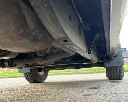 Черный Ниссан Навара, объемом двигателя 2.5 л и пробегом 177 тыс. км за 8900 $, фото 16 на Automoto.ua