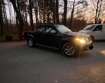 Черный Ниссан Навара, объемом двигателя 2.5 л и пробегом 180 тыс. км за 6000 $, фото 1 на Automoto.ua