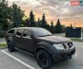 Чорний Ніссан Навара, об'ємом двигуна 2.49 л та пробігом 236 тис. км за 17500 $, фото 1 на Automoto.ua