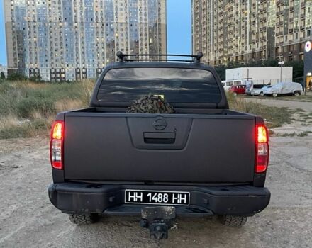 Черный Ниссан Навара, объемом двигателя 2.5 л и пробегом 200 тыс. км за 5000 $, фото 5 на Automoto.ua