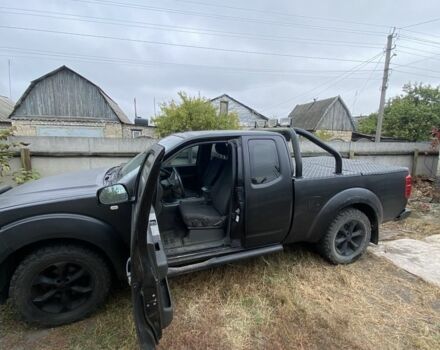 Черный Ниссан Навара, объемом двигателя 2.5 л и пробегом 314 тыс. км за 4950 $, фото 16 на Automoto.ua