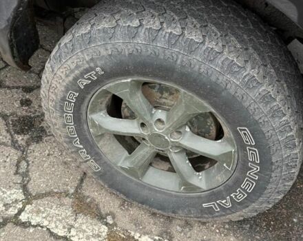 Черный Ниссан Навара, объемом двигателя 0 л и пробегом 250 тыс. км за 7093 $, фото 2 на Automoto.ua