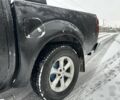 Черный Ниссан Навара, объемом двигателя 2.5 л и пробегом 305 тыс. км за 6600 $, фото 3 на Automoto.ua
