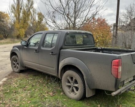 Чорний Ніссан Навара, об'ємом двигуна 2.5 л та пробігом 465 тис. км за 11000 $, фото 2 на Automoto.ua