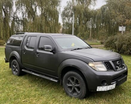 Черный Ниссан Навара, объемом двигателя 2.5 л и пробегом 200 тыс. км за 4950 $, фото 2 на Automoto.ua