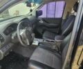 Черный Ниссан Навара, объемом двигателя 2.49 л и пробегом 170 тыс. км за 13800 $, фото 5 на Automoto.ua
