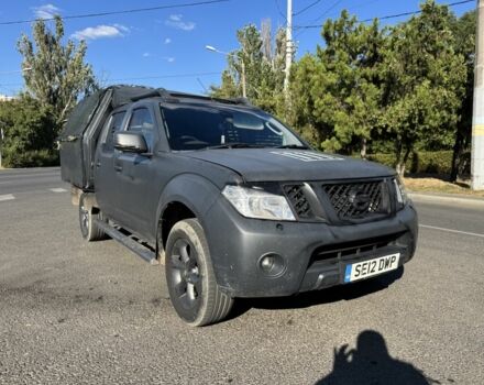 Чорний Ніссан Навара, об'ємом двигуна 2.5 л та пробігом 150 тис. км за 4000 $, фото 2 на Automoto.ua