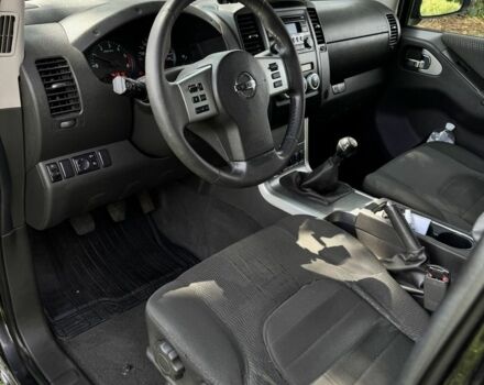 Ниссан Навара 2012 в Ровно на Automoto.ua Черный Ниссан Навара, объемом двигателя 2.5 л и пробегом 220 тыс. км за 9029 $, фото 6 на Automoto.ua
