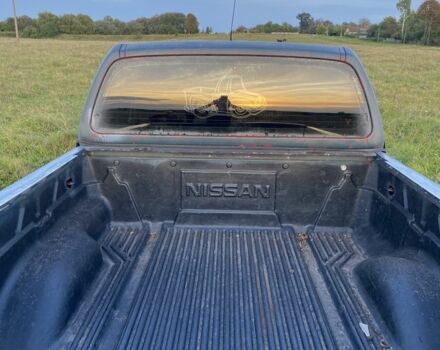 Черный Ниссан Навара, объемом двигателя 2.5 л и пробегом 220 тыс. км за 5200 $, фото 23 на Automoto.ua