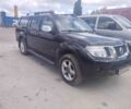Черный Ниссан Навара, объемом двигателя 3 л и пробегом 350 тыс. км за 11001 $, фото 1 на Automoto.ua
