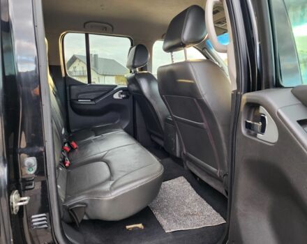 Черный Ниссан Навара, объемом двигателя 2.5 л и пробегом 101 тыс. км за 7915 $, фото 21 на Automoto.ua