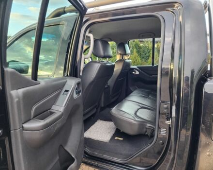 Черный Ниссан Навара, объемом двигателя 2.5 л и пробегом 101 тыс. км за 7915 $, фото 19 на Automoto.ua