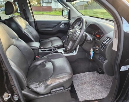 Черный Ниссан Навара, объемом двигателя 2.5 л и пробегом 101 тыс. км за 7915 $, фото 14 на Automoto.ua