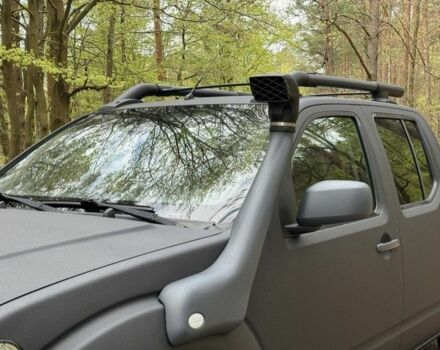 Черный Ниссан Навара, объемом двигателя 2.5 л и пробегом 339 тыс. км за 4500 $, фото 6 на Automoto.ua