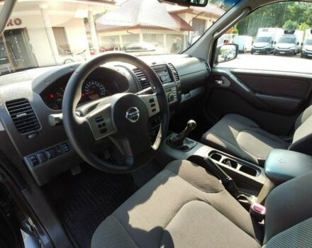 Черный Ниссан Навара, объемом двигателя 2.5 л и пробегом 339 тыс. км за 4500 $, фото 10 на Automoto.ua