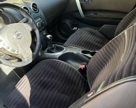 Черный Ниссан Навара, объемом двигателя 1.6 л и пробегом 285 тыс. км за 7200 $, фото 2 на Automoto.ua