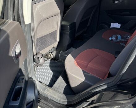 Черный Ниссан Навара, объемом двигателя 1.6 л и пробегом 285 тыс. км за 7200 $, фото 3 на Automoto.ua