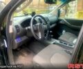 Черный Ниссан Навара, объемом двигателя 2.5 л и пробегом 260 тыс. км за 9500 $, фото 6 на Automoto.ua