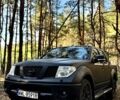 Черный Ниссан Навара, объемом двигателя 2.5 л и пробегом 370 тыс. км за 6000 $, фото 1 на Automoto.ua