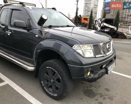 Черный Ниссан Навара, объемом двигателя 2.49 л и пробегом 200 тыс. км за 10000 $, фото 1 на Automoto.ua