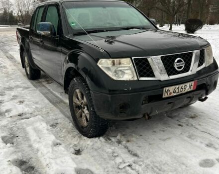 Черный Ниссан Навара, объемом двигателя 2.5 л и пробегом 334 тыс. км за 4700 $, фото 1 на Automoto.ua